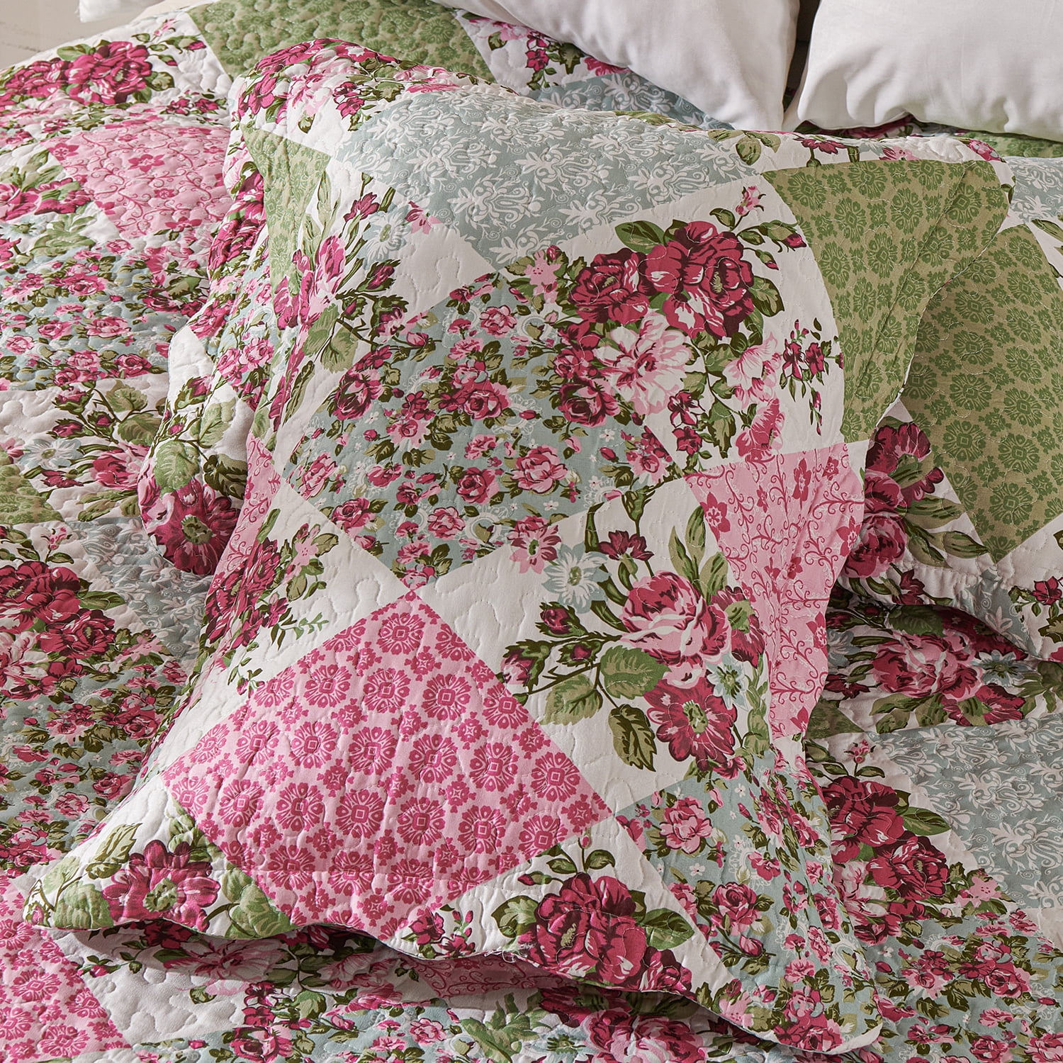 Evenhug Quilts 3-Piece Queen Bedding Set Pink Patchwork Floral Quilt Set With Shams