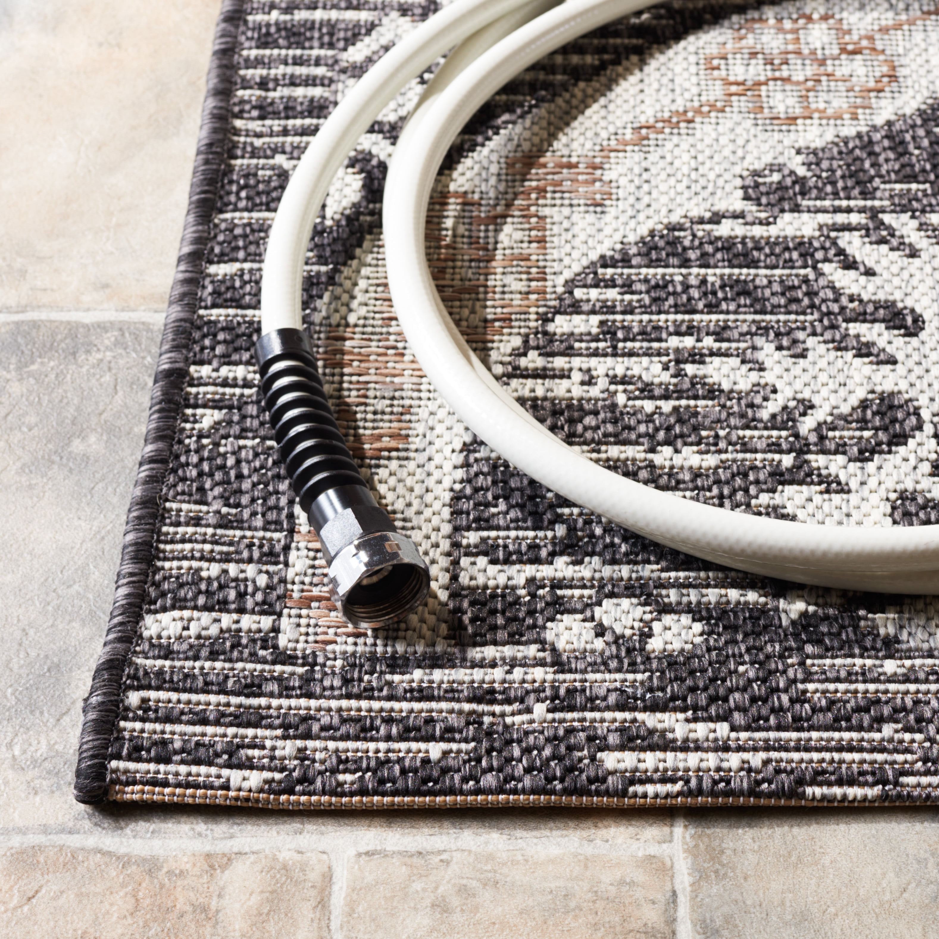 Safavieh Courtyard Tayler Geometric Indoor/Outdoor Area Rug, Black/Gray, 8' x 11'