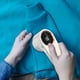 thumbnail image 3 of Removedor de pelusa de ropa de afeitar, quitapelusas portátil para el hogar, 3 of 6