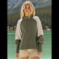 thumbnail image 4 of Suéter Informal de Larga con Cuello Alto y Mangas Farol en Contraste para Mujer. Albaricoque Verde L, 4 of 9