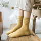 thumbnail image 4 of Calcetines de mujer de primavera y verano de color liso de algodón para mujer, calcetines de longitud media, calcetines de algodón apilados, calcetines de otoño e invierno planos y sencillos, 4 of 5