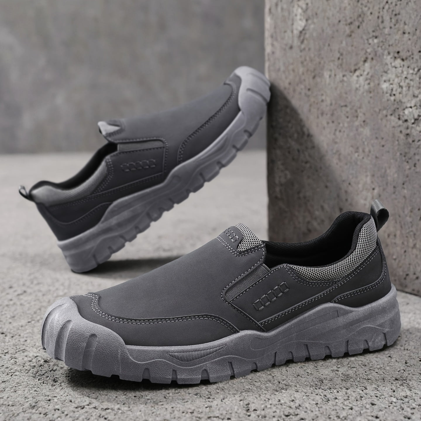2026！Men'S Classic Outdoor Hiking Boots - Lightweight Breathable Slip-On Loafers with Non-Slip Rubber Sole, All-Season Low-Top Trekking Shoes Casual Wear, Durable EVA Cushi  for Mountain Hiking, Camp