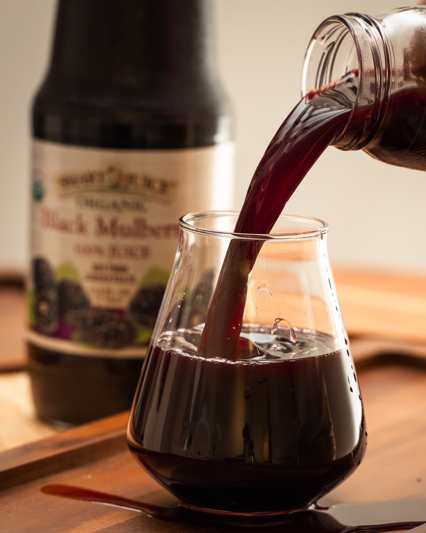 Smart Juice Organic Black Mulberry Juice - 100% Juice Not From Concentrate - 33.8 fl oz (1L) - (case of 6)