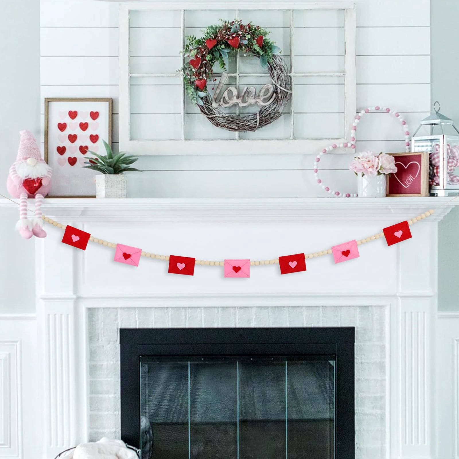 Valentine's Day Banner with Heart Shaped Felt Envelopes and Wooden Pennants, Adjustable Rustic Wall Decor for Valentine's Party and Home Decorations