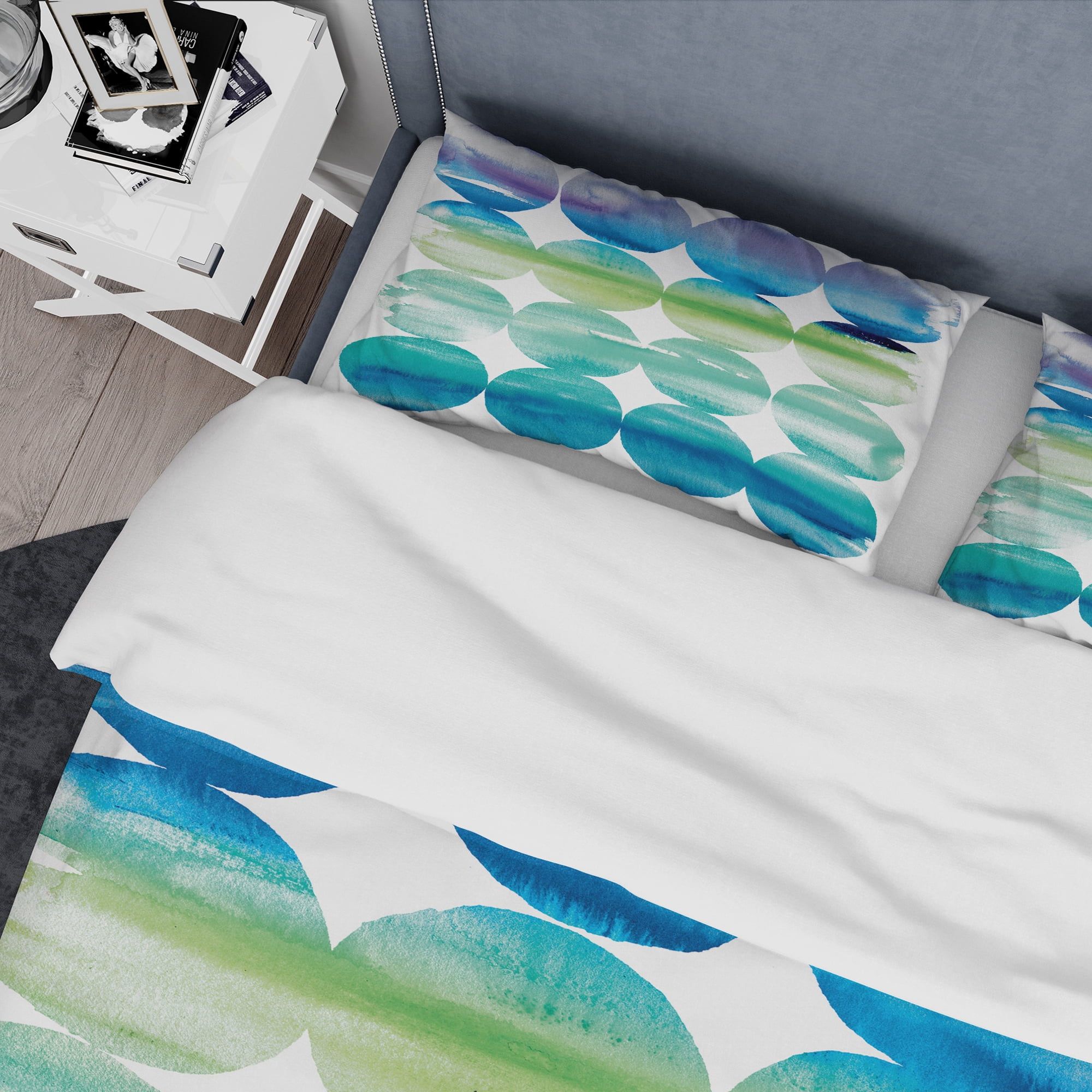 Designart 'Circle Abstract Blue Colorfields I' Geometric Duvet Cover Set