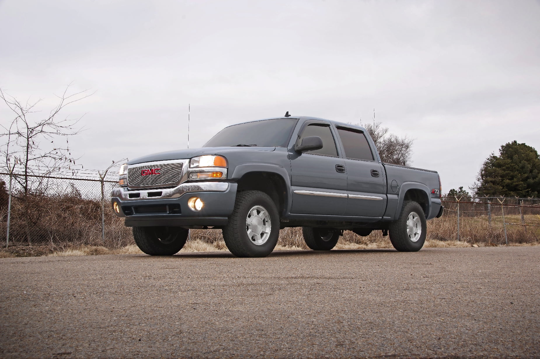 Rough Country 3" Lift Kit (fits) 1999-2006 Chevy Silverado GMC Sierra 1500 2WD | 6 Lug | N3 Shocks | Suspension | 232N2