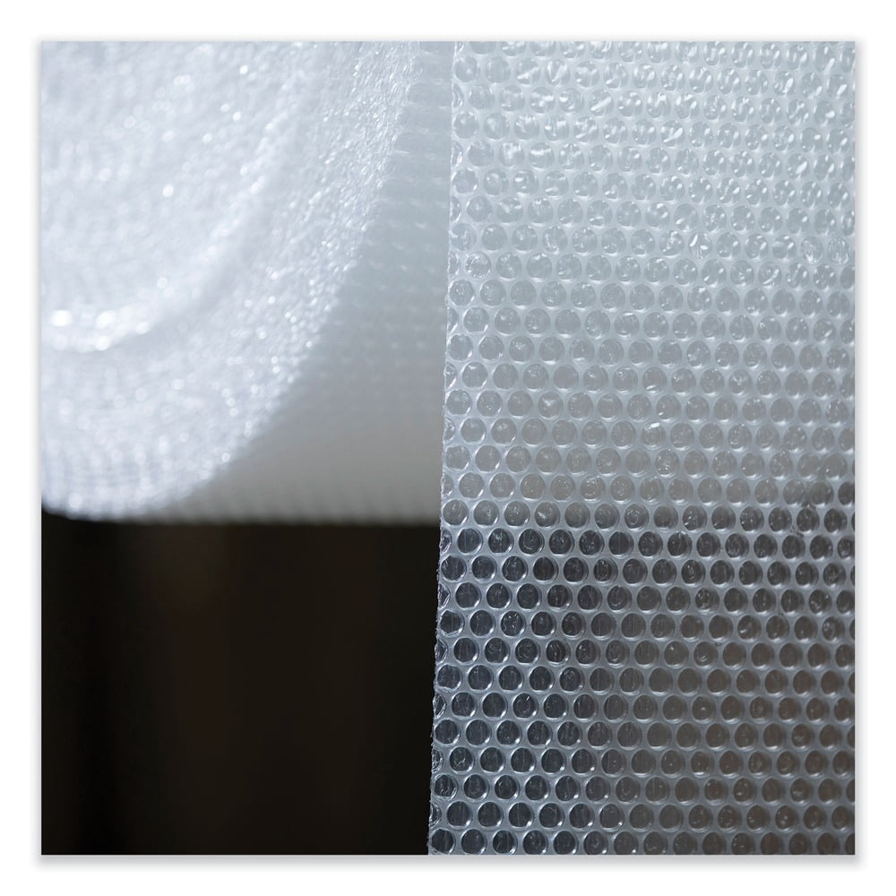 Universal 4087869 24 in. x 50 ft. 0.19 in. Thick Bubble Packaging Perforated Every 24 in. - Clear (8/Carton)