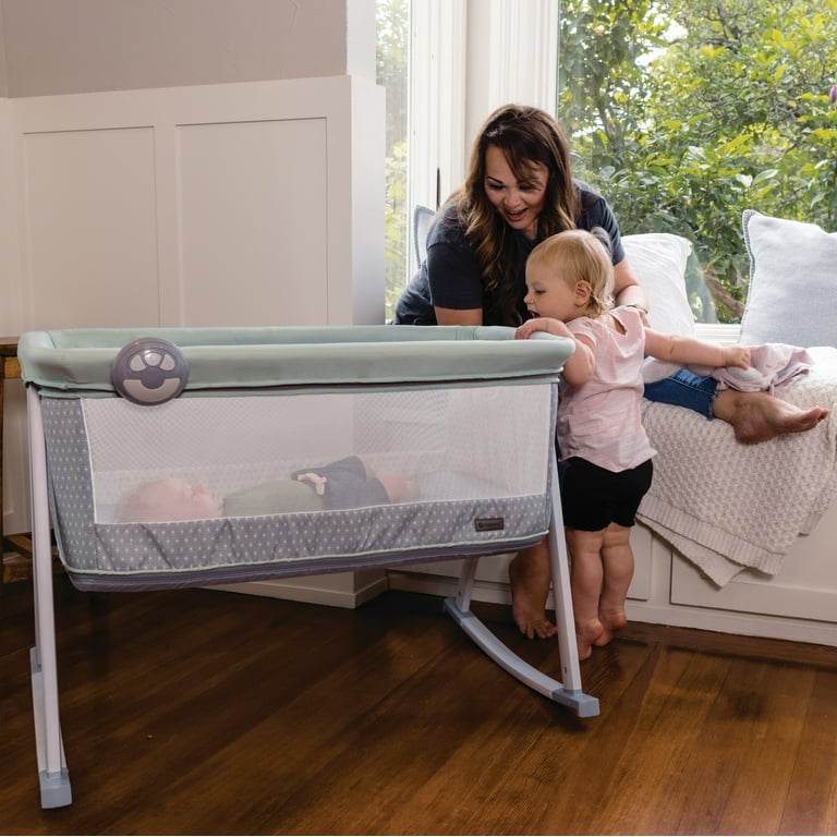 Monbebe Whisper 3 in 1 Rocking Baby Bassinet and Play Yard
