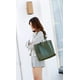 thumbnail image 3 of Dreubea Bolso de hombro de piel sintética suave para mujer, bolso de mano con borlas de gran capacidad, 3 of 5