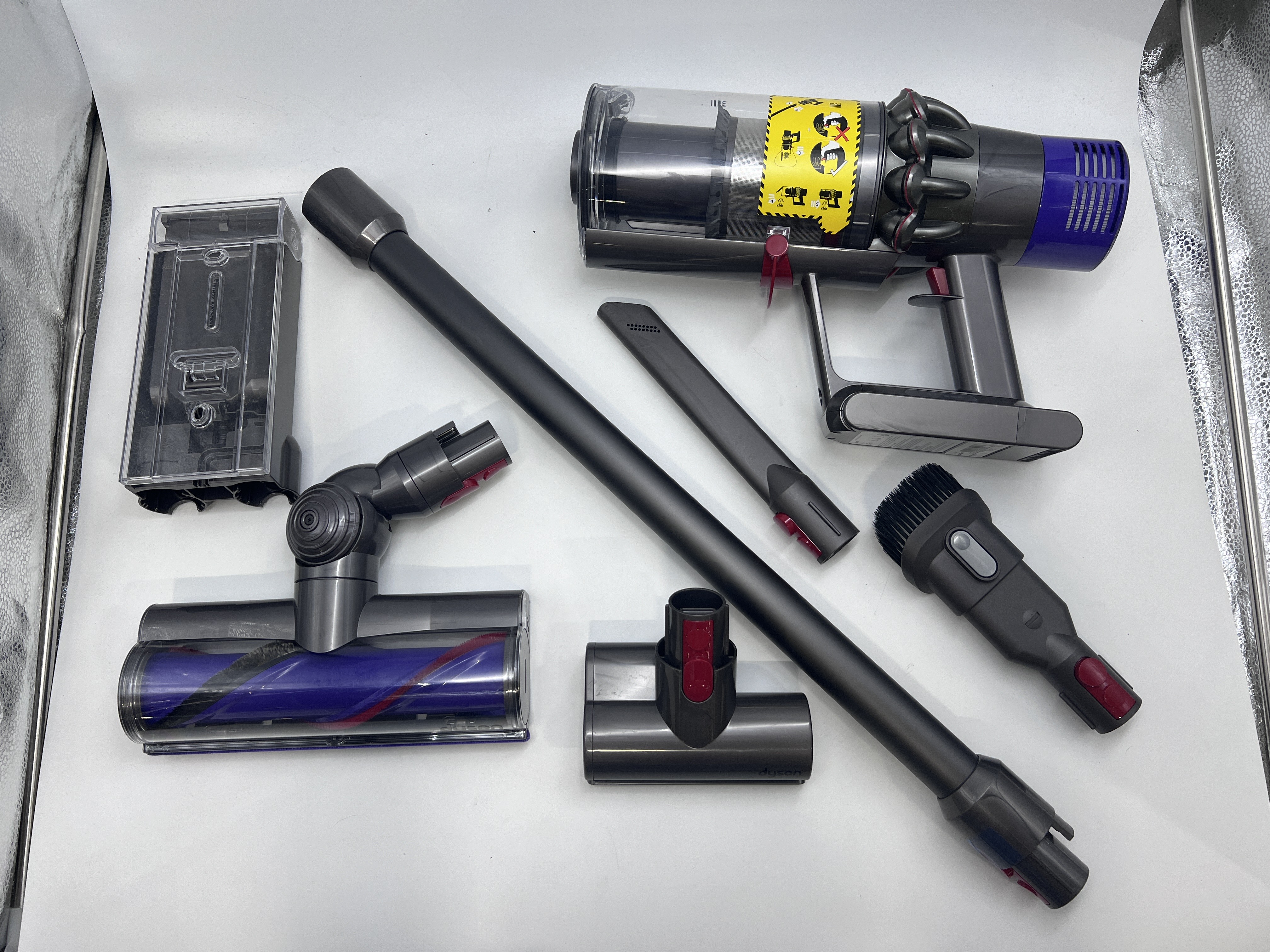 DysonSV12クリーナー 楽天市場】ダイソン SV12 ソフトローラークリーナーヘッド 純正