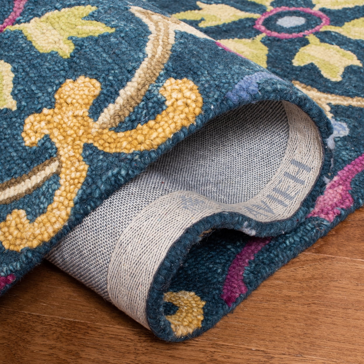 SAFAVIEH Suzani Ethelinda Geometric Swirls Wool Area Rug, Blue/Multi, 5' x 8'