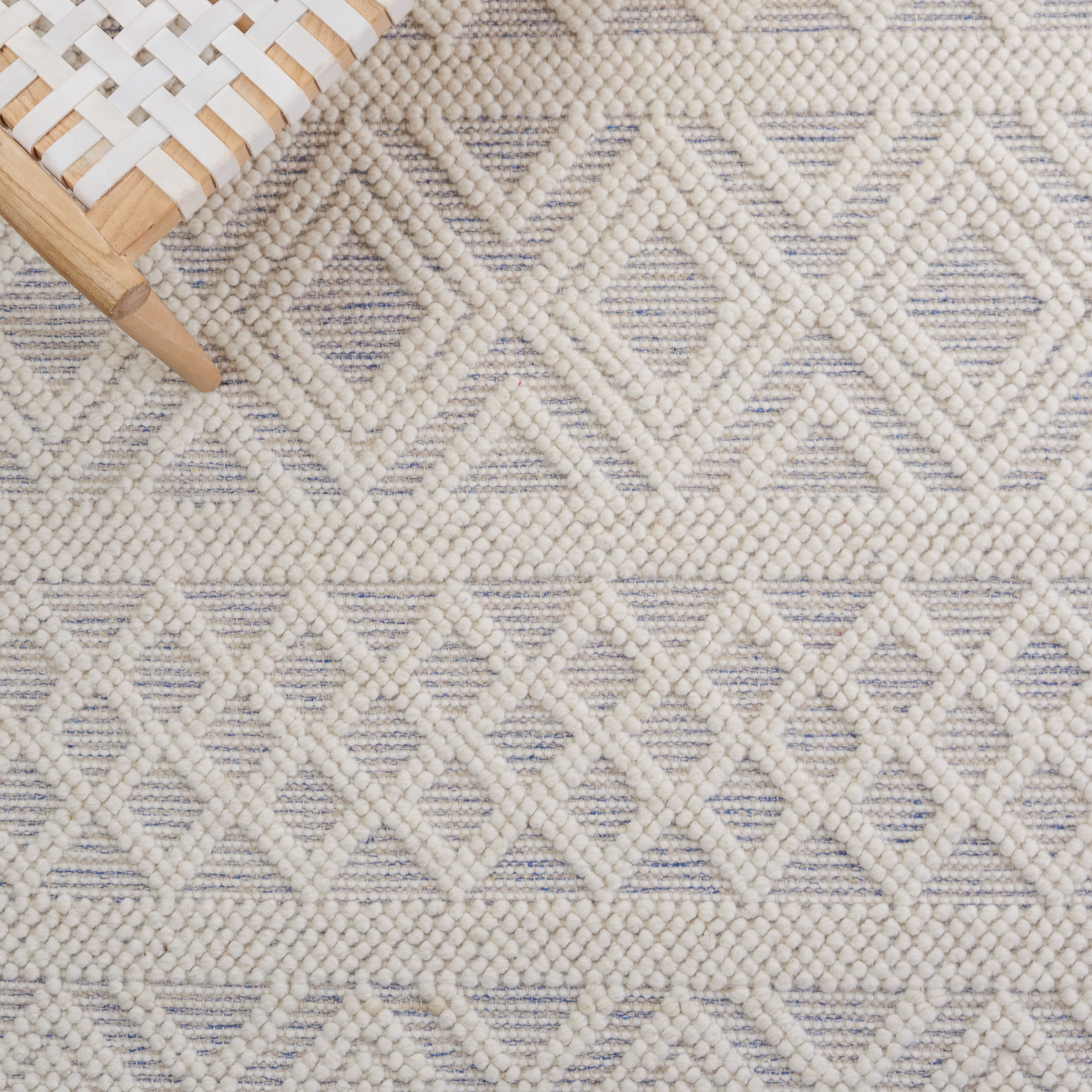 SAFAVIEH Natura Katie Southwestern Wool Runner Rug, Ivory/Blue, 2'3" x 8'