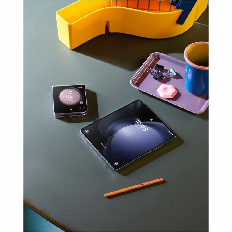 Samsung Galaxy Z Flip5 本体　即発送 Samsung Galaxy Z Flip5 5G, 8GB RAM, 512GB, 6.7