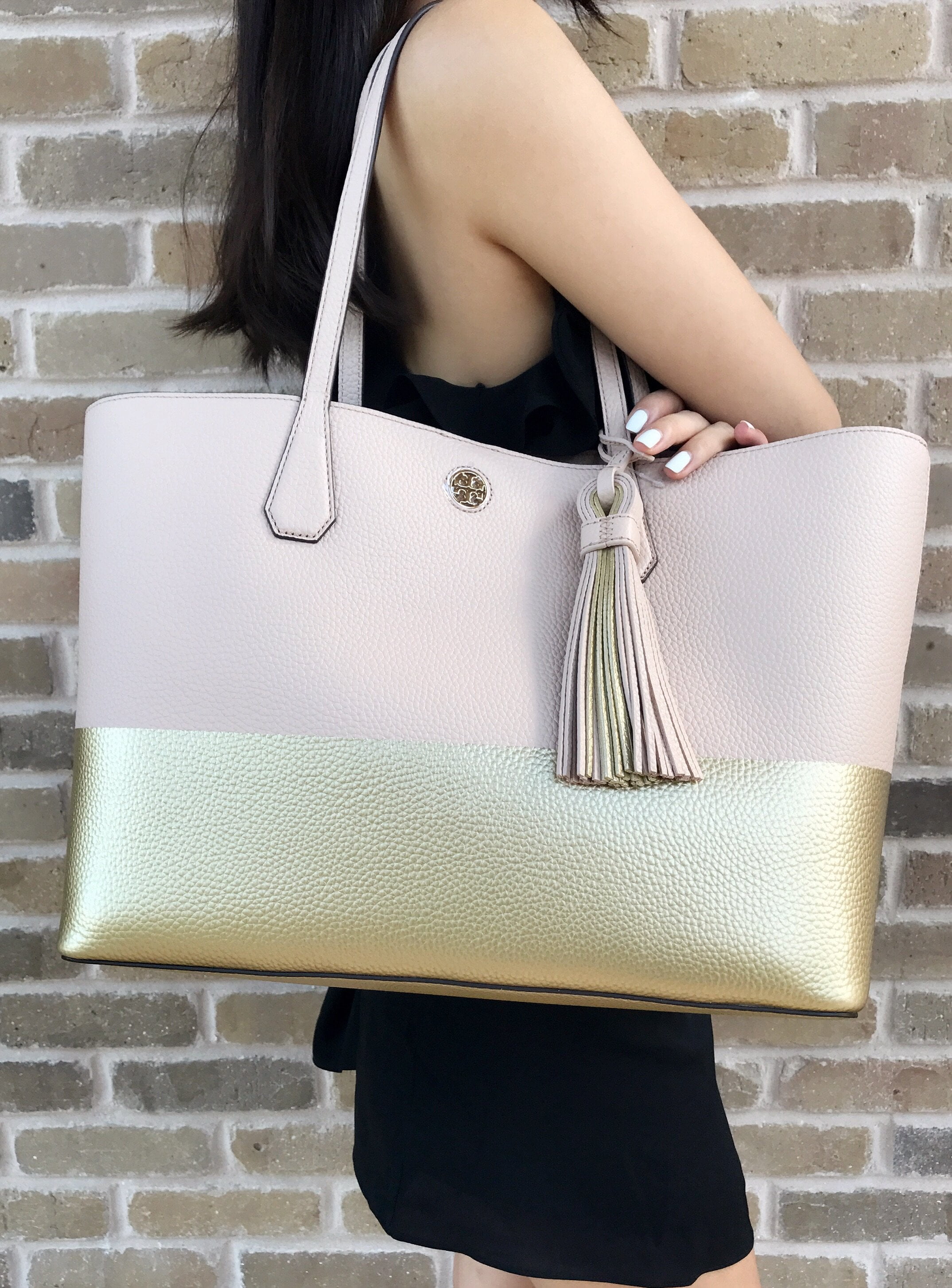 tory burch bag with tassel