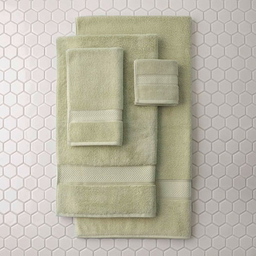 Better Homes & Gardens Thick & Plush Bath Towel Collection