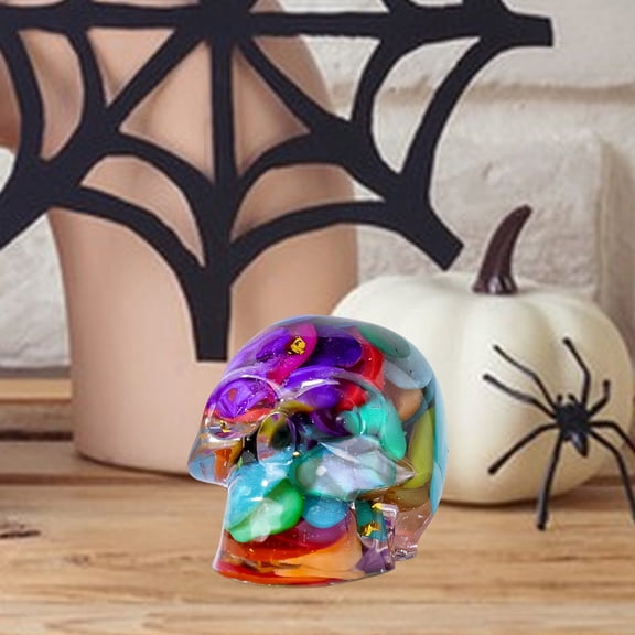 Natural Crystal Gravel Resin Skull Figurine Handmade Drip Resin Skeleton Statue with Gemstone Chips Inlay Spooky Halloween Ghost Head Decor for Shelf Display Crystal Lovers Gift