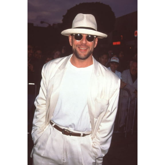 Bruce Willis In White Suit With Hat And Sunglasses At Die Hard 3 Premiere Photo Print (8 x 10) - Item # CPA3800