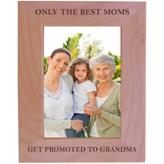 CustomGiftsNow Only The Best Moms Get Promoted To Grandma - Wood Picture Frame - Fits 5x7 Inch Picture (Vertical)