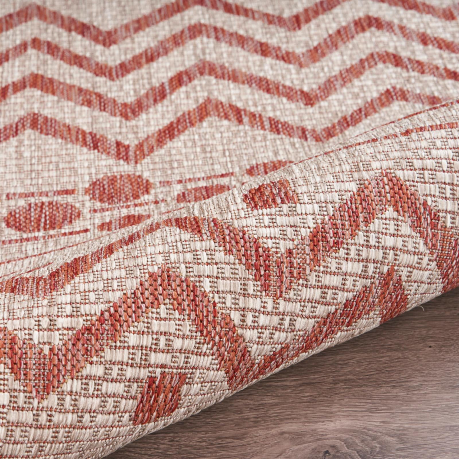 LR Home Victoria 5' x 8' Beige/Red Chevron Indoor/Outdoor Area Rug