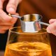 thumbnail image 3 of Jigger de cóctel de 30ml para coctelería, herramientas de barman, accesorio de barra, taza medidora de doble cuenta , , ,, 3 of 7