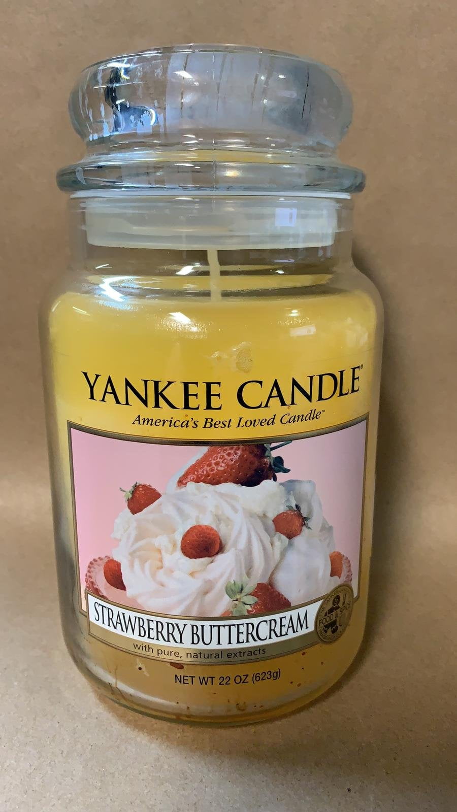 Yankee Candle Strawberries And Cream