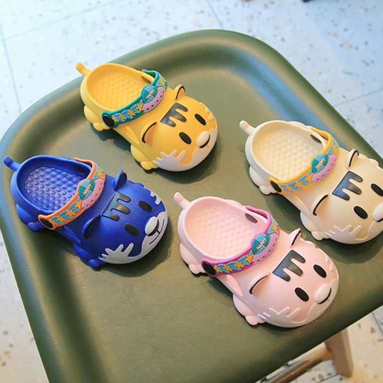 Boys tiger sale slippers