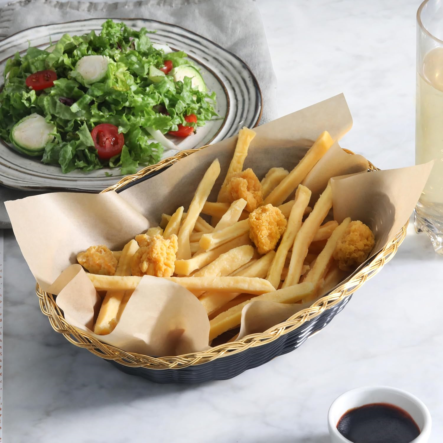Polypropylene Oval Woven Food Basket (Set of 12), 9" x 6.25 x 2.25", Black with Golden Trim