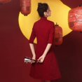 thumbnail image 5 of Vestido de novia estilo cheongsam para mujer, corto, modificado, color rojo vino, para boda, para otoño, 5 of 5
