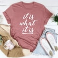 thumbnail image 2 of Camiseta de gran tamaño con estampado de letras blancas para mujer: top informal, cómodo y elegante de verano en color oro rosa, 2 of 4