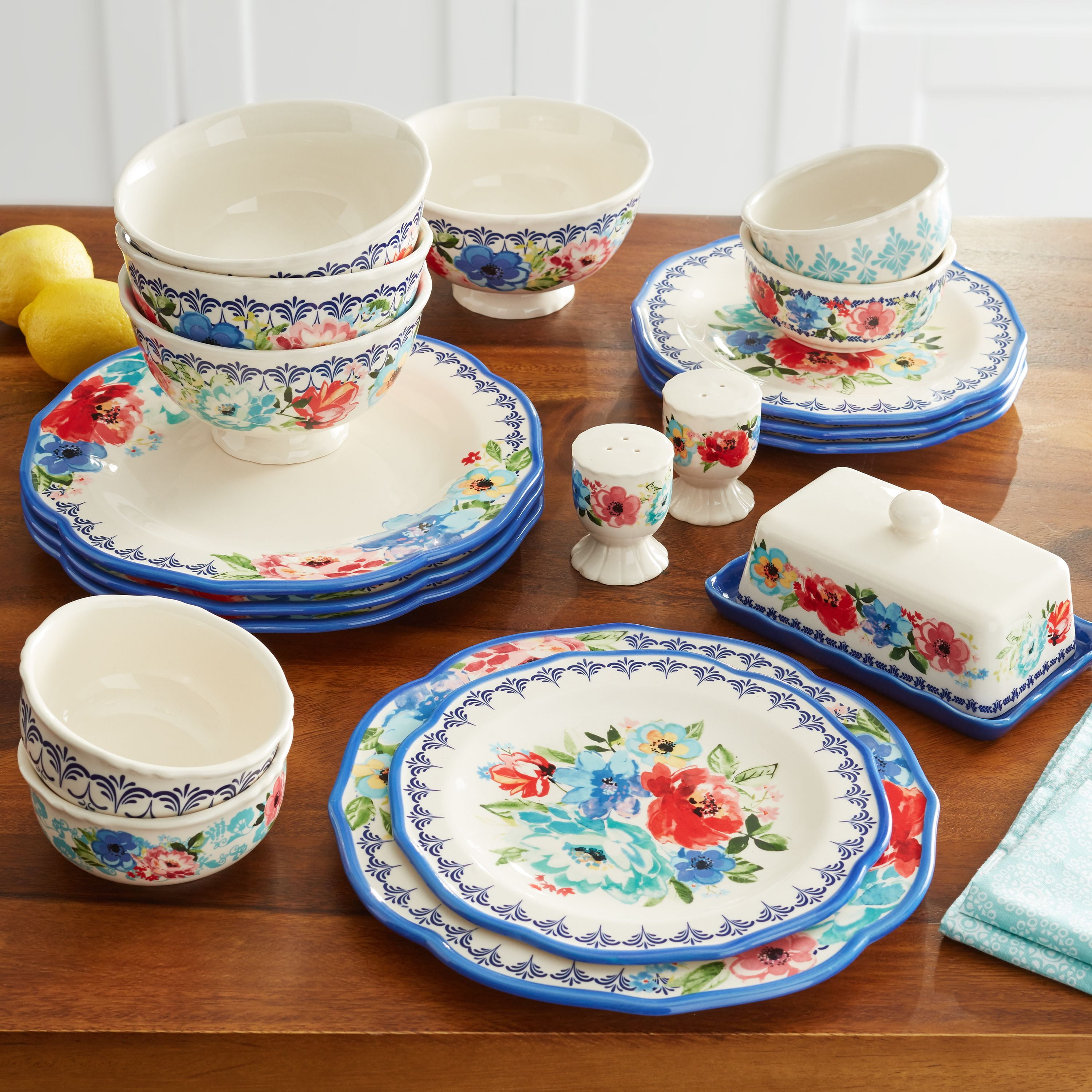 The Pioneer Woman Melody 20-Piece Dinnerware Set - Walmart.com