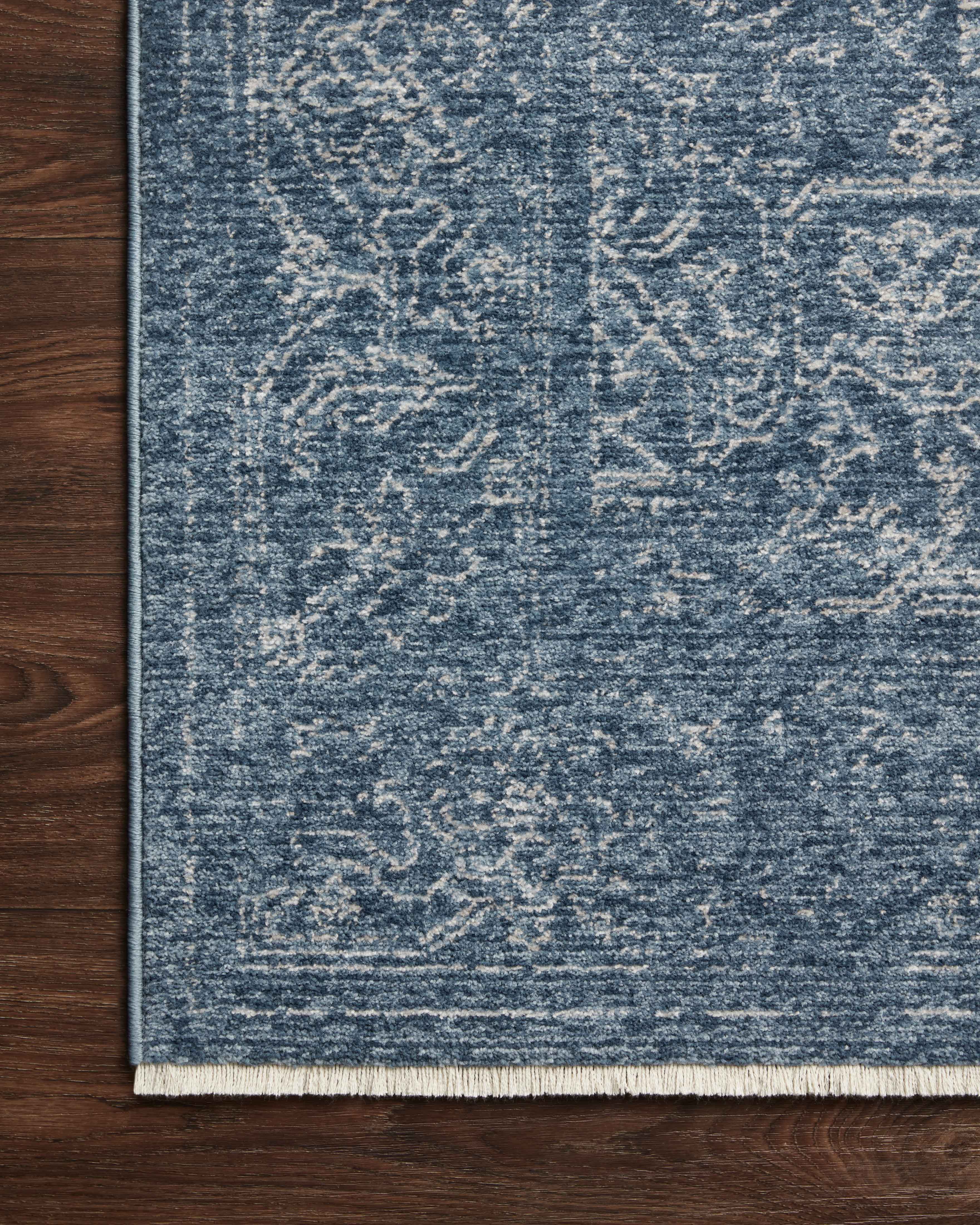 Loloi Vance Denim / Dove 2'-3" x 3'-10" Accent Rug