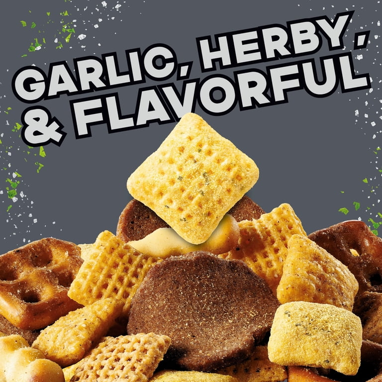 Chex Mix, Snack Mix, 2.5 oz, Bold Garlic and Herb Snack Cup