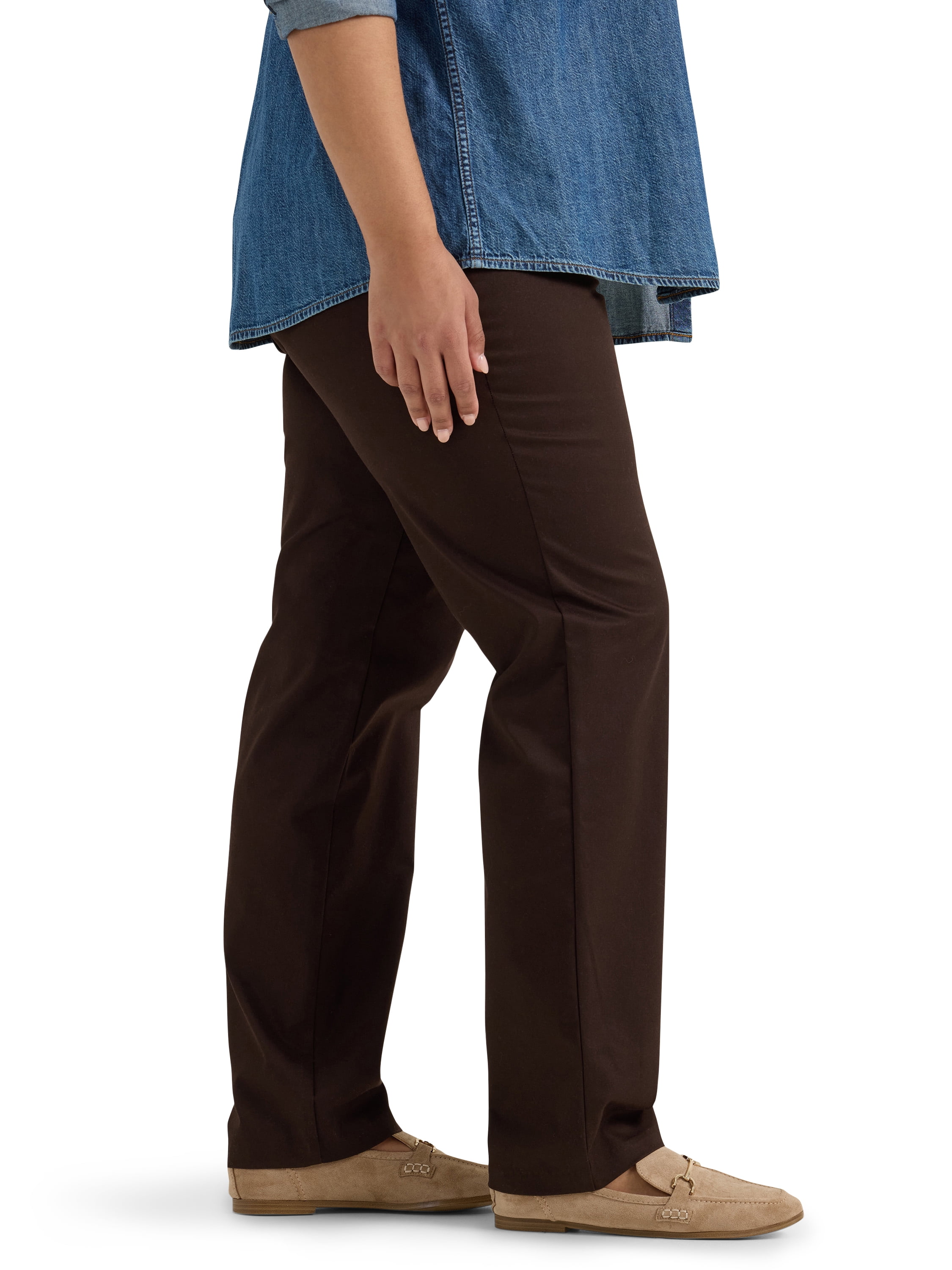 Lee Women's Plus Wrinkle Free Relaxed Fit Straight Leg Pant, Sizes 14-30