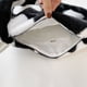 thumbnail image 4 of Bolso De Hombro Para Axilas, 4 of 9