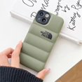 thumbnail image 1 of Lujo la cara norte 3D abajo chaqueta de la caja del teléfono para el iPhone 11 12 13 Pro Max a prueba de golpes de silicona suave cubierta de la caja de protección de la Cámara HEL4, 1 of 4