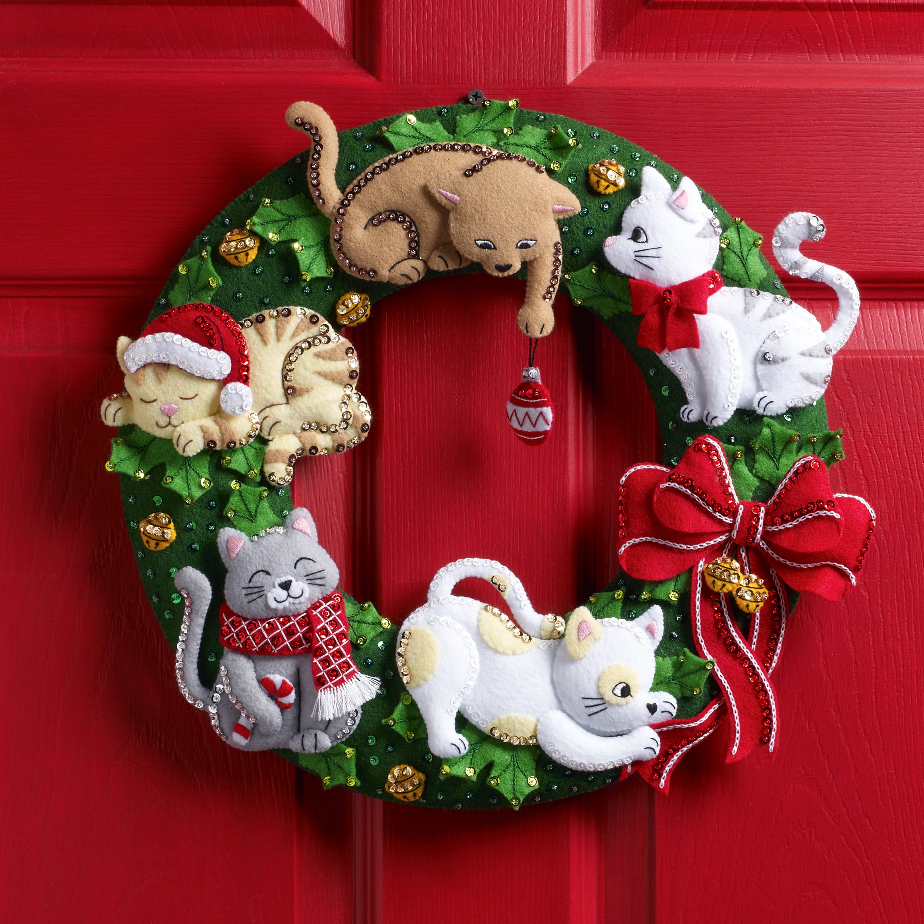 Bucilla Embroidery Holiday Wreath Kit, Felt Applique, Holiday Housecats