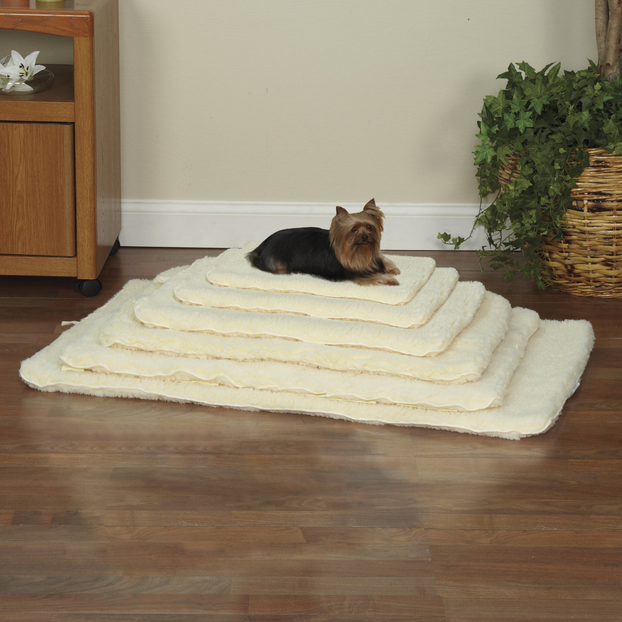 Slumber Pet Doublesided Natural Sherpa Mat