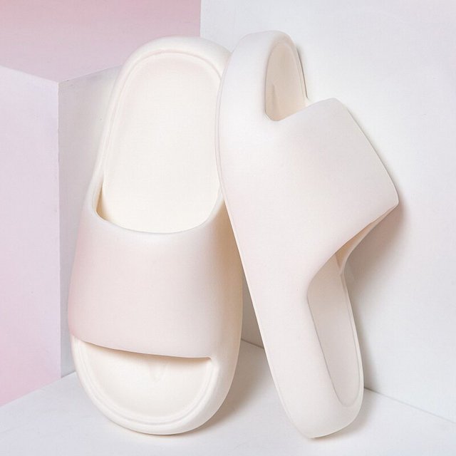 Zapatillas de playa antideslizantes para hombre, zapatos planos plisados de Eva, a la moda, para exteriores, interiores y el hogar, suaves y frescos, 2023