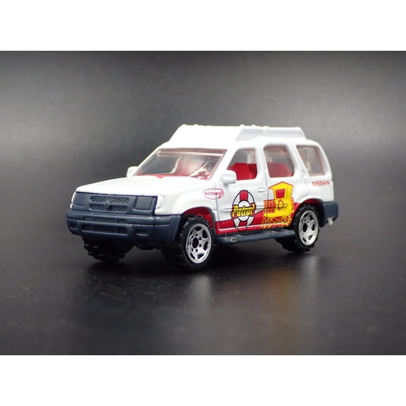 Open Box 1999-2004 NISSAN XTERRA SUV WHITE 1:64 SCALE COLLECTIBLE DIECAST MODEL CAR