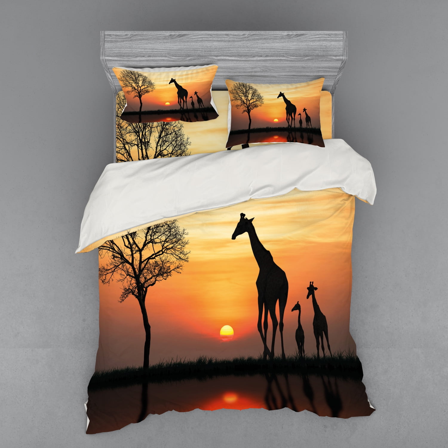 Ambesonne Animal Bedding Set 4 Pcs, Giraffe in Wild Forest, Queen