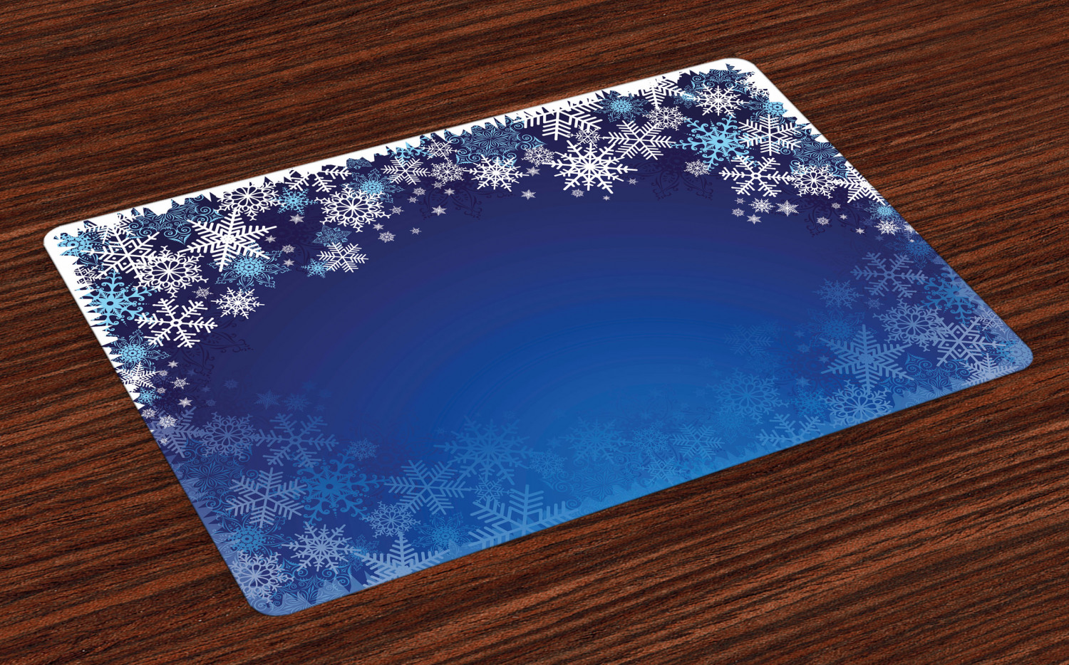 Christmas Placemats Set of 4 Ornamental White Snowflakes in Various