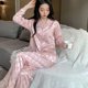 thumbnail image 3 of Pijamas de seda para mujer, de primavera y otoño, de seda sintética, de manga larga, nuevos pijamas de moda, sencillos, elegantes, de lujo, para dormir., 3 of 6