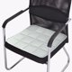 thumbnail image 1 of Cojín para asiento de coche, cojín universal para asiento de coche de carbón de bambú para las cuatro estaciones, alrededor de 45*45CM, 1 of 5