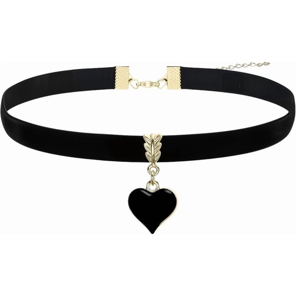 Black Heart Choker Heart Gothic Velvet Choker with Heart Pendant Choker Necklace Adjustable Velvet Choker