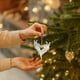 thumbnail image 5 of Adorno colgante acrílico para árbol de Navidad | Atrapa la luz | Colgante de copo de nieve para decoración de fiestas navideñas, 5 of 6