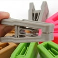 thumbnail image 3 of Naiovety Clips fuertes antideslizantes de las suspensiones de ropa del aspecto de moda del clip de ropa plástico negro, 3 of 6