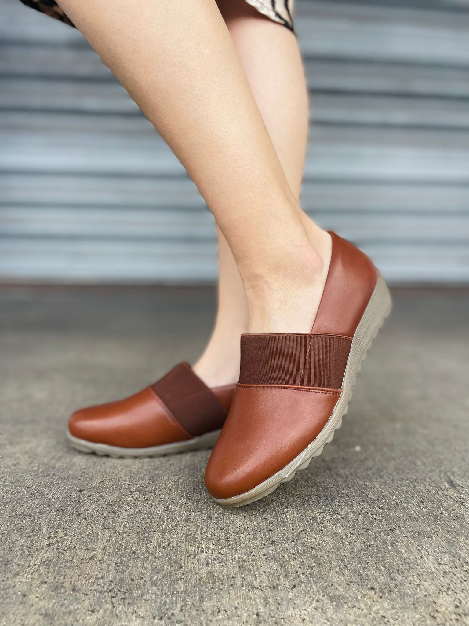 Refresh Chloe-01 Women's Comfort Low Wedge in Brown