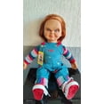 thumbnail image 1 of Muñeco Chucky Culto Cuerpo de Felpa de 67 cm con Huella y Agujetas Reales, 1 of 5