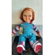 thumbnail image 1 of Muñeco Chucky Culto Cuerpo de Felpa de 67 cm con Huella y Agujetas Reales, 1 of 5