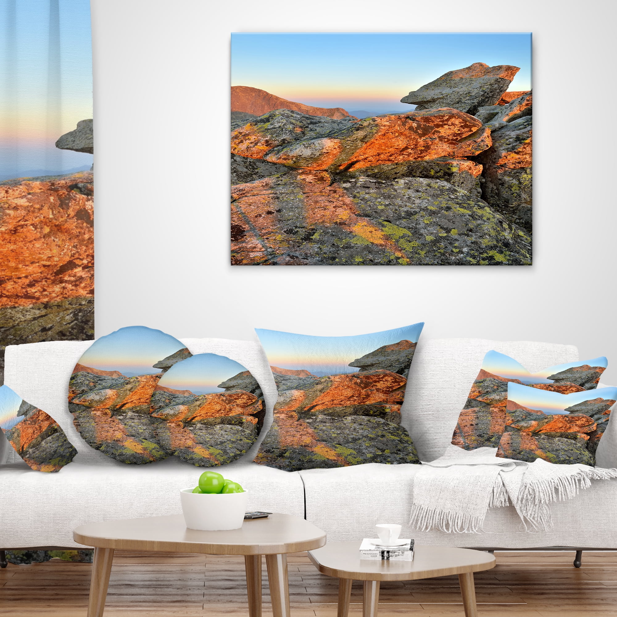 Designart Tatra Mountains Peak - Landscape Photography Throw Pillow - 18x18